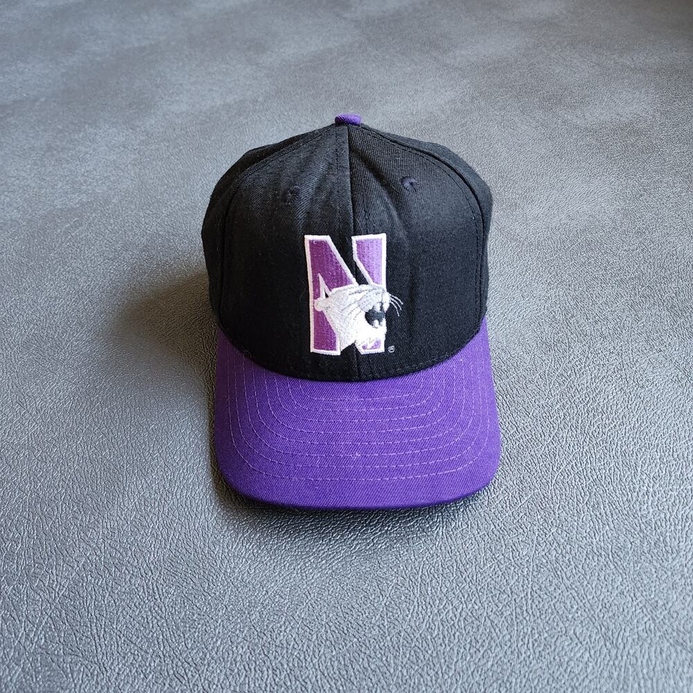 Vintage Northwestern Wildcats Two Tone Wool Black Purple OSFM Hat